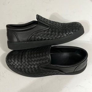 BOTTEGA VENETA MENS BLACK WOVEN SLIP ON LOAFERS SNEAKERS 43.5